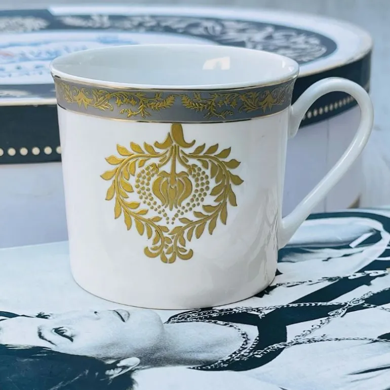 Angela Royal (set of six cups and saucers)