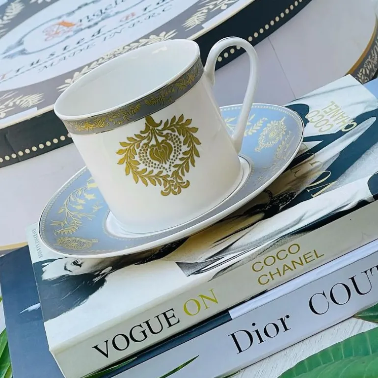 Angela Royal (set of six cups and saucers)