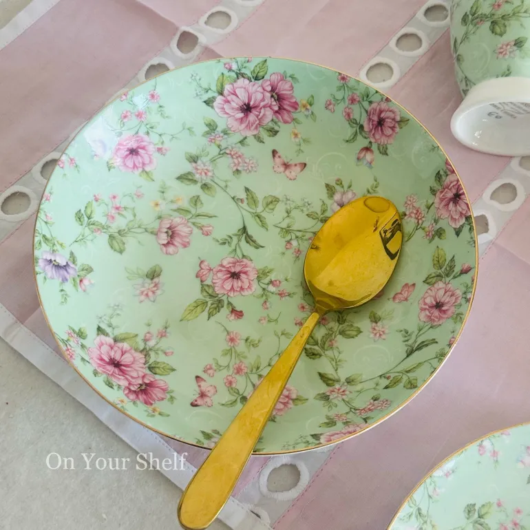 Blush & Mint Petals Plates & Mugs
