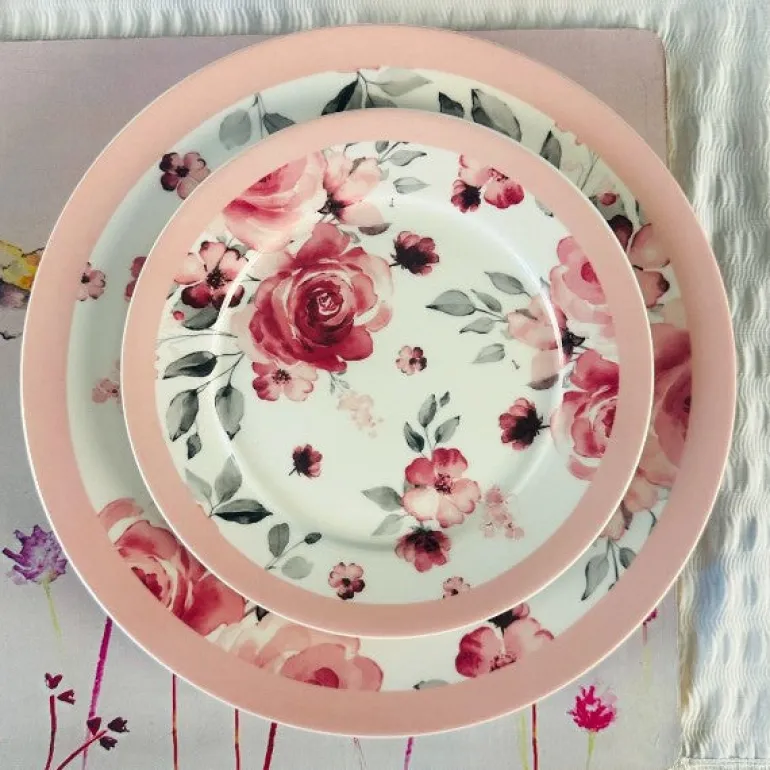 Blushing Garden (18 piece plate set)