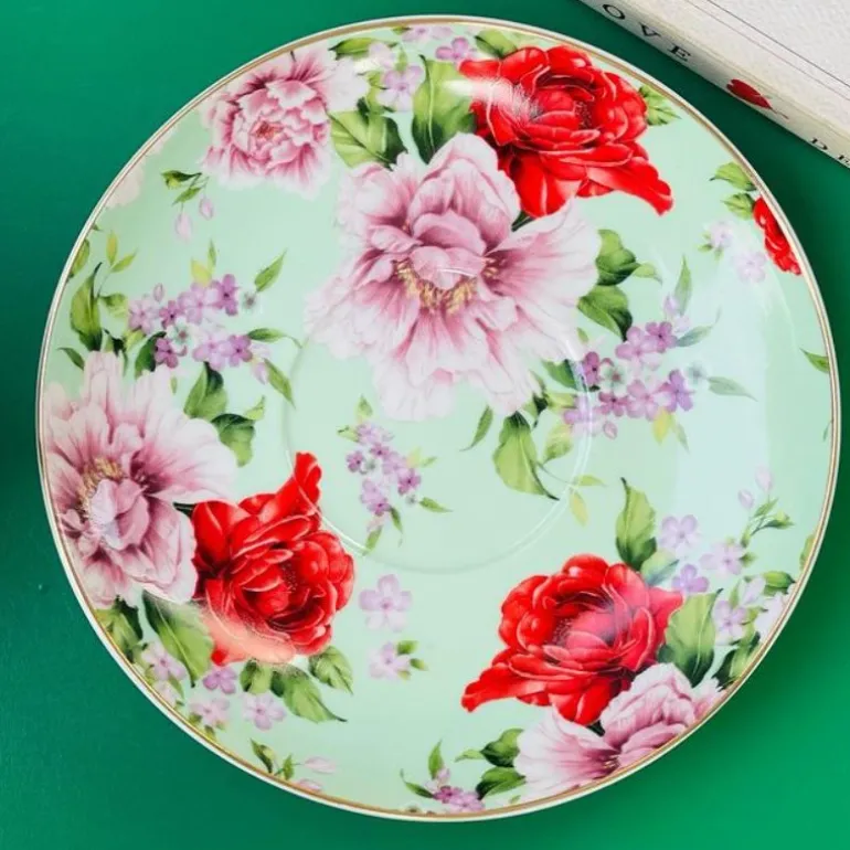 Bridgerton Tea Cups and Saucers The Queen Green Set of Six
