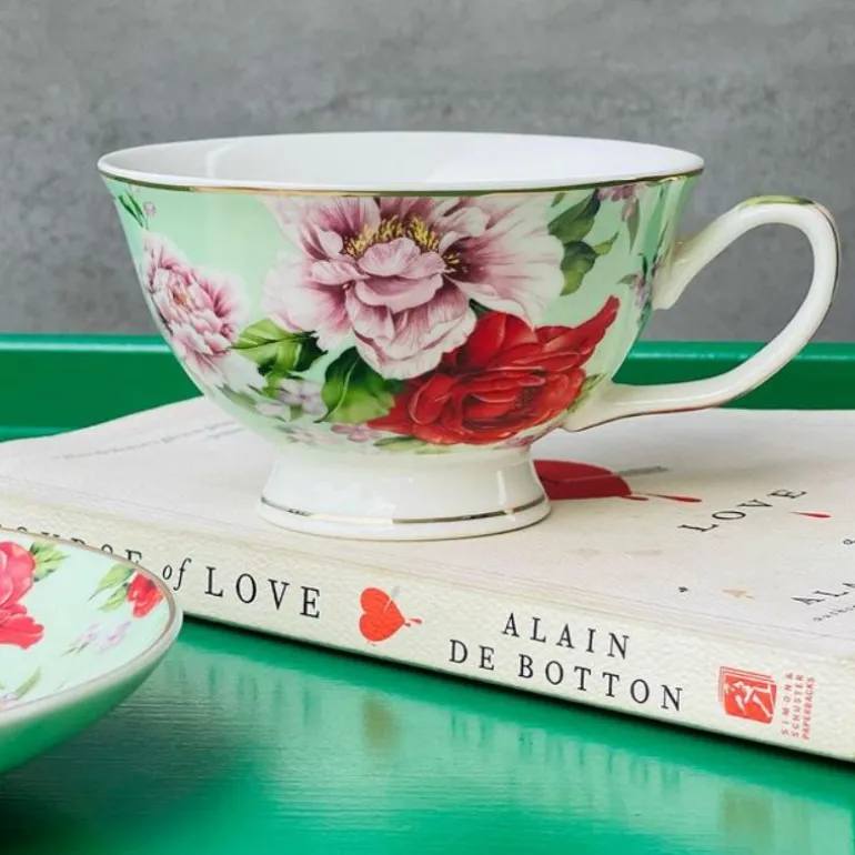Bridgerton Tea Cups and Saucers The Queen Green Set of Six