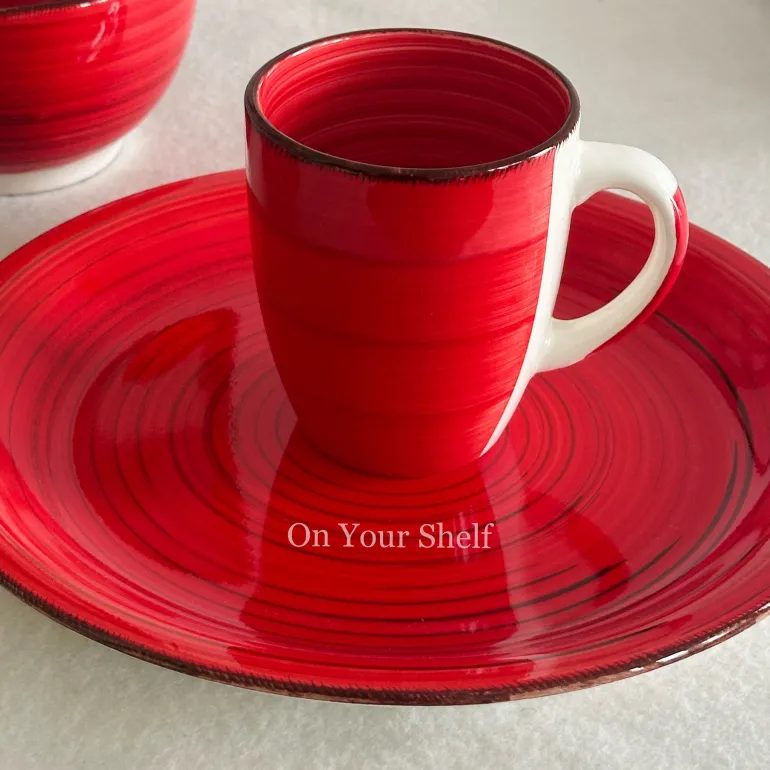 Crimson Swirl Harmony Breakfast Set (16 Piece Set)