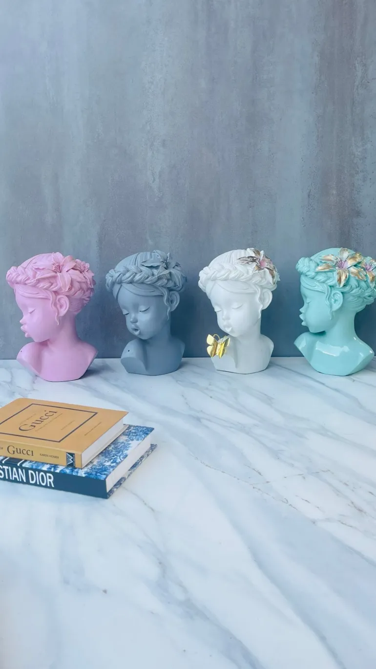 Decor Book-Gucci