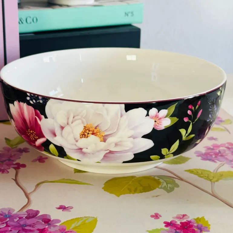 Elysian Bloom (18 piece plate set)
