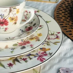 Enchanted Meadow (18 piece plate set)