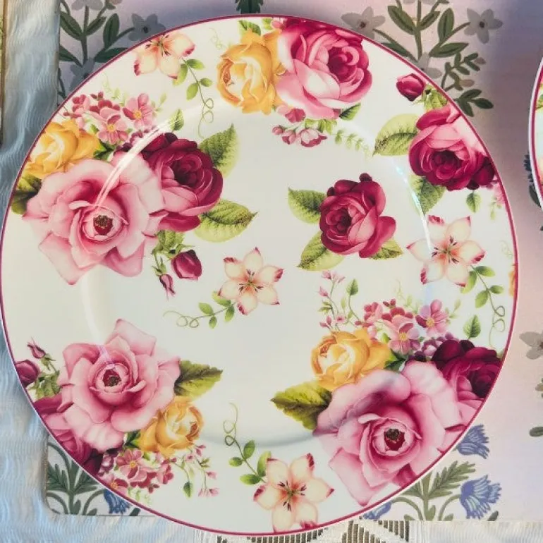 Floral Dreamscape (18 piece plate set)