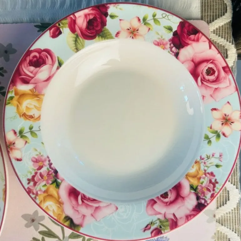 Floral Dreamscape (18 piece plate set)
