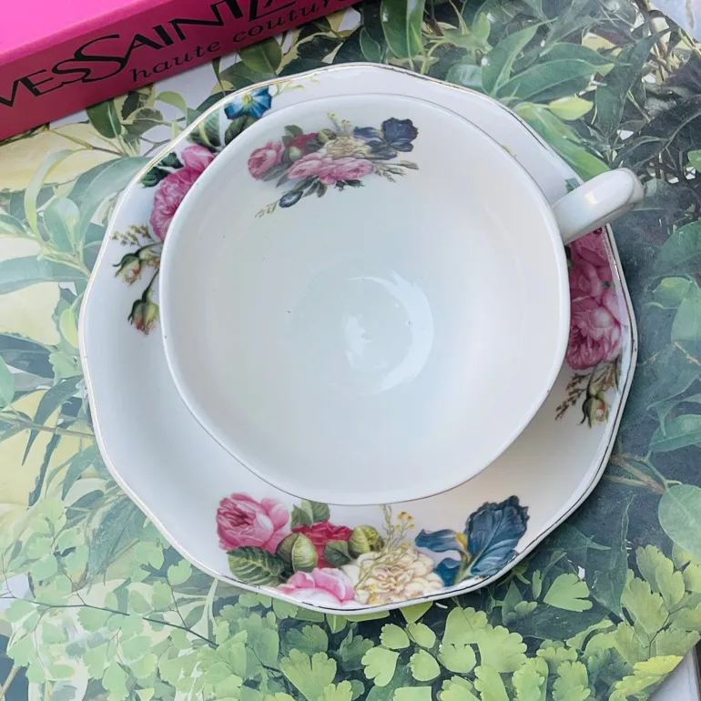 Floral Harmony, Spring Collection : Colourful (set of six cups and saucers)