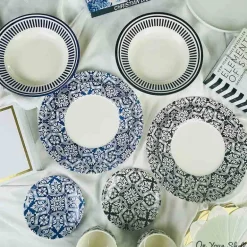 Grace Wins Black 30 Piece Set
