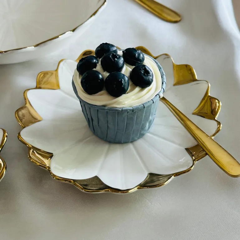 Luxury Classic Gold Tulip Plate - Dessert (single piece)