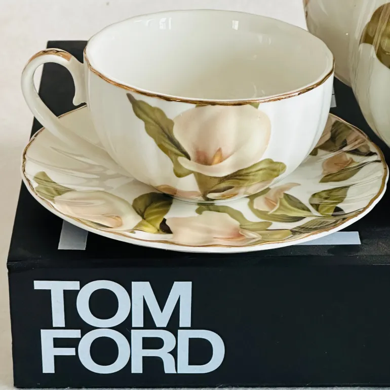 Magnolia Leaf Whisper (24 piece tea set)