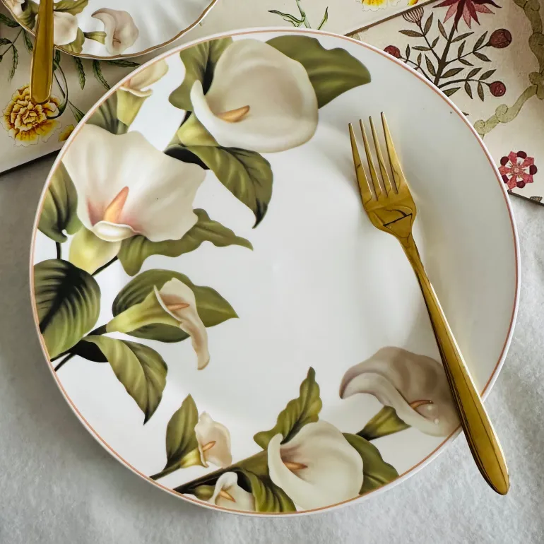 Magnolia Leaf Whisper (24 piece tea set)