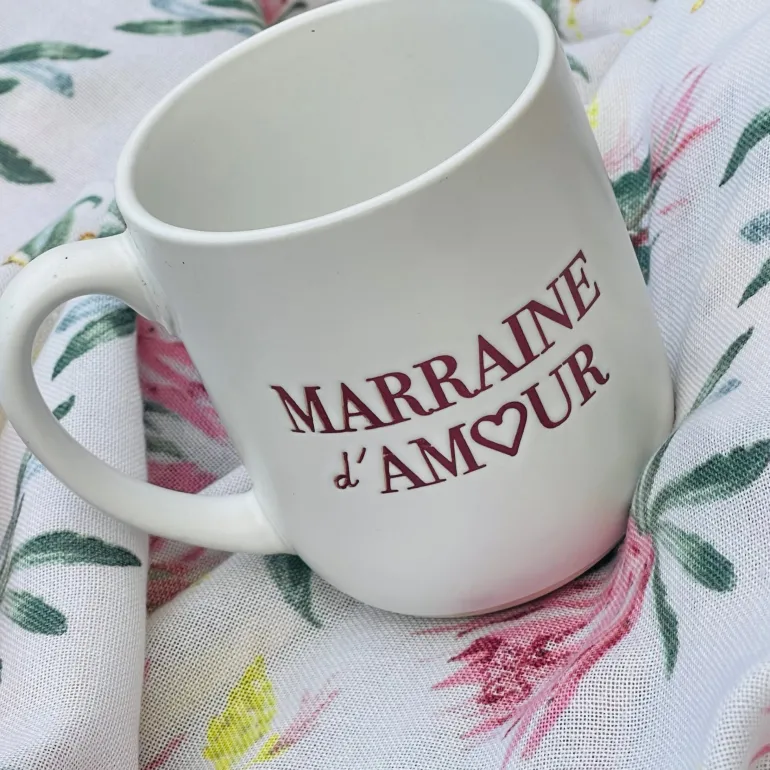 Marraine Amour In White (single mug)