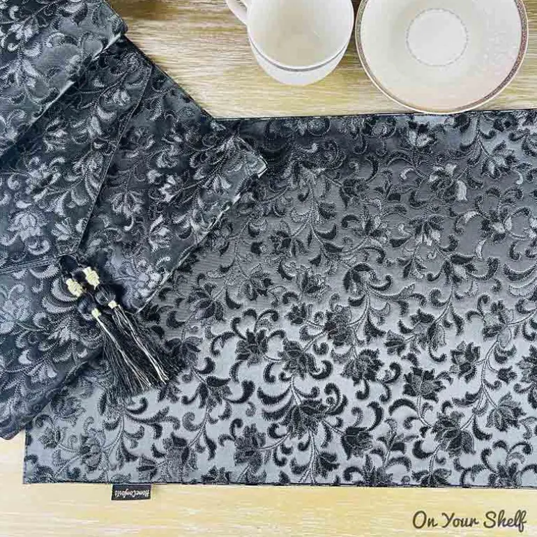 Mats Leatherette Black Floral set of 6