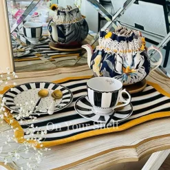 Napkin White w/Gold Print & Lace