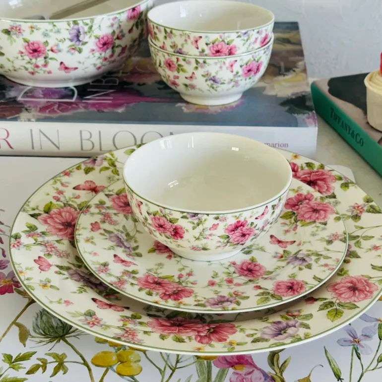 18 Piece Plate Set Floral Gardens