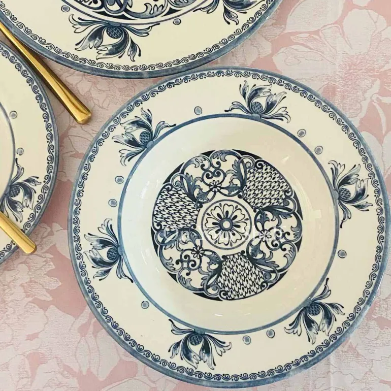 18 Piece Plate Set Tiara Blue