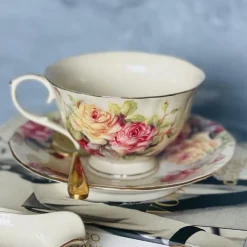 24 Piece Tea Set Colourful Beige Floral