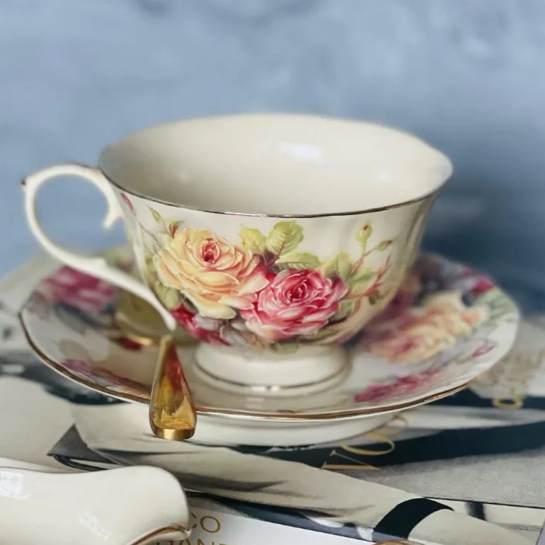 24 Piece Tea Set Colourful Beige Floral