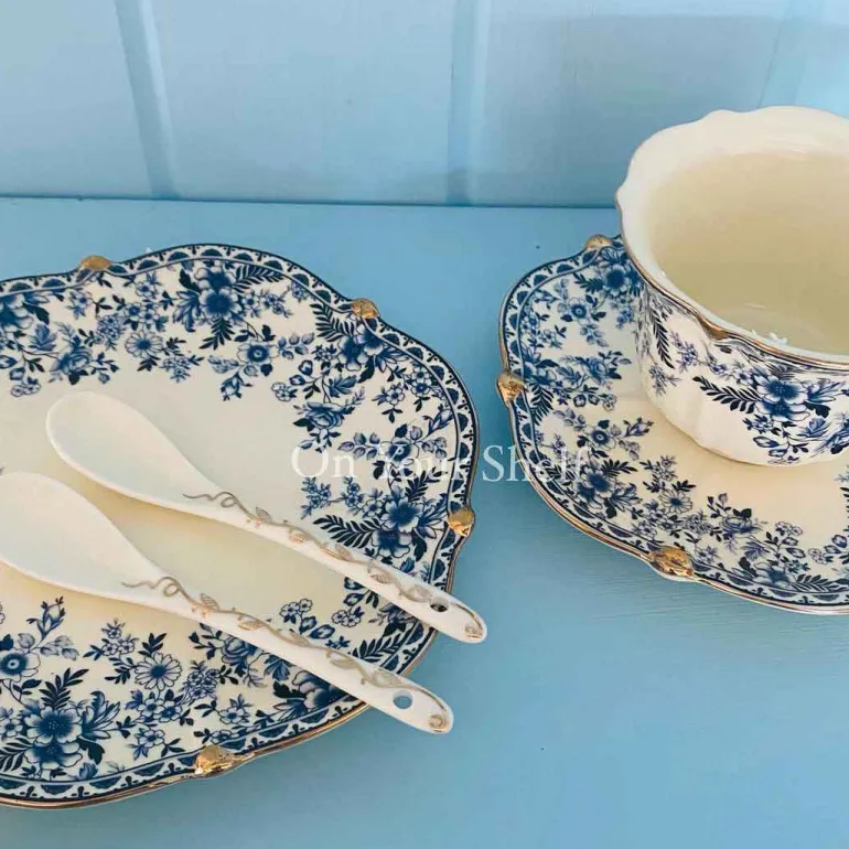 31 Piece Tea Set Small Blue Floral