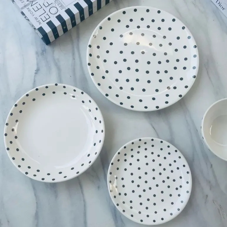 Porcelain 24 Piece Plate Set Black Polka Dot