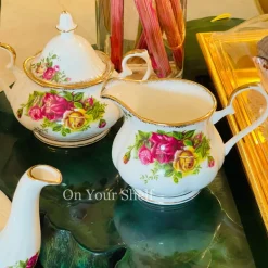 RA Red Rose Love (85 piece dinner set for 12)