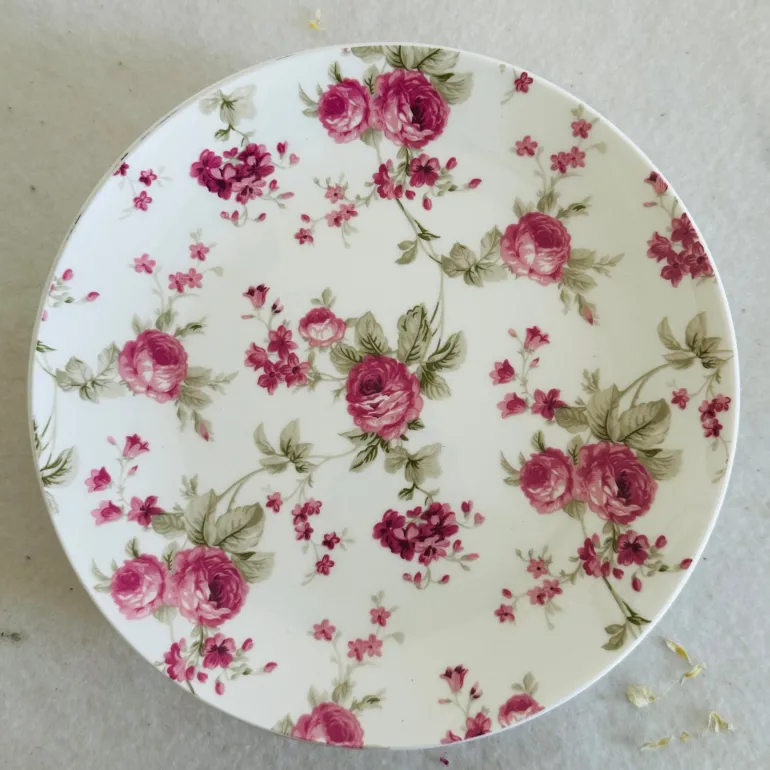 Rosette Garden (Set Of 8 Quarter Plates)