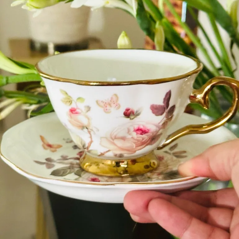 Rosewing Teatime (set of six cups and saucers)