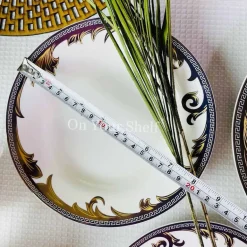Royal Royale - 18 piece plate set