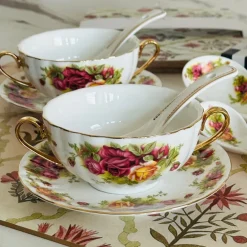 Secret Garden Red Rose Soup Set (23 Piece)