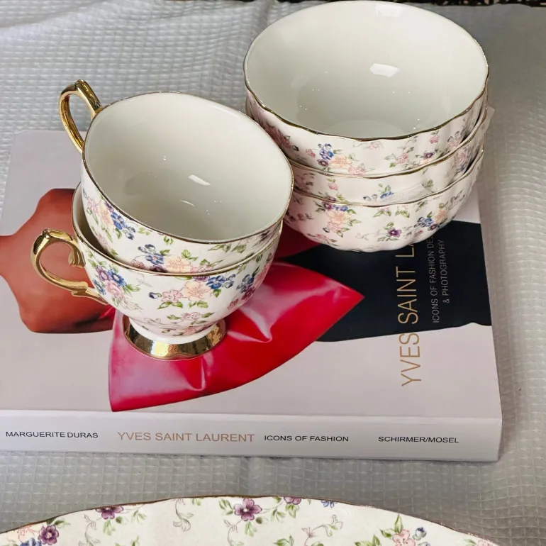 Secret Garden Spring Floral Gold Handle (75 piece dinner set)
