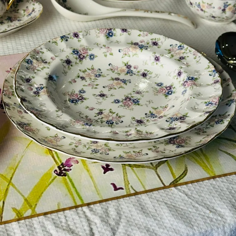 Secret Garden Spring Floral Gold Handle (75 piece dinner set)