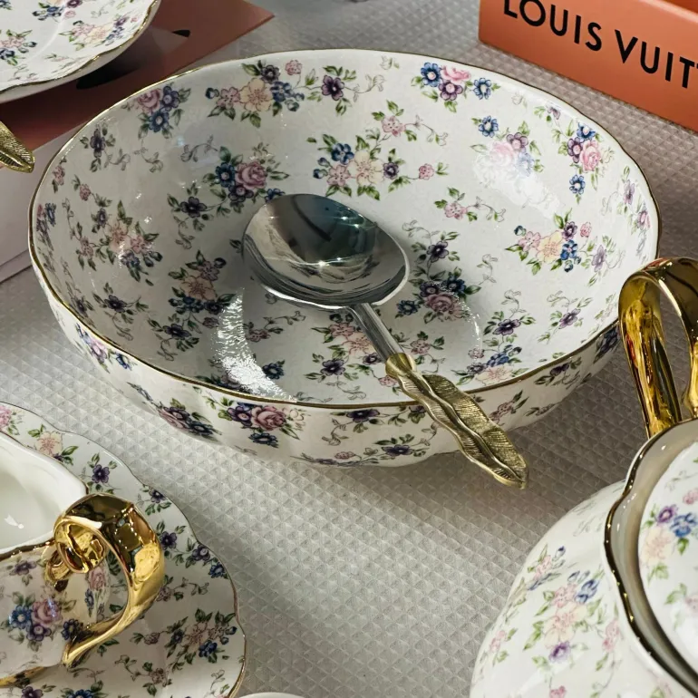 Secret Garden Spring Floral Gold Handle (75 piece dinner set)