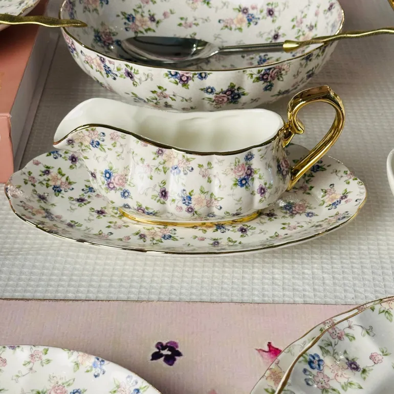 Secret Garden Spring Floral Gold Handle (75 piece dinner set)