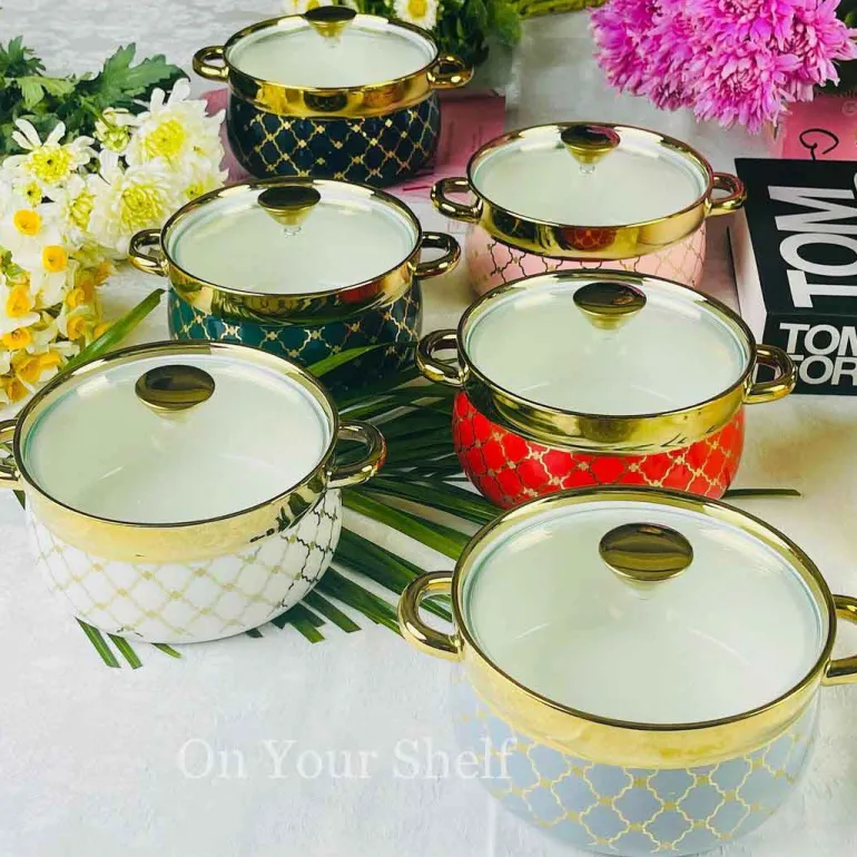 Taureen Pot Moroccan Vector - White