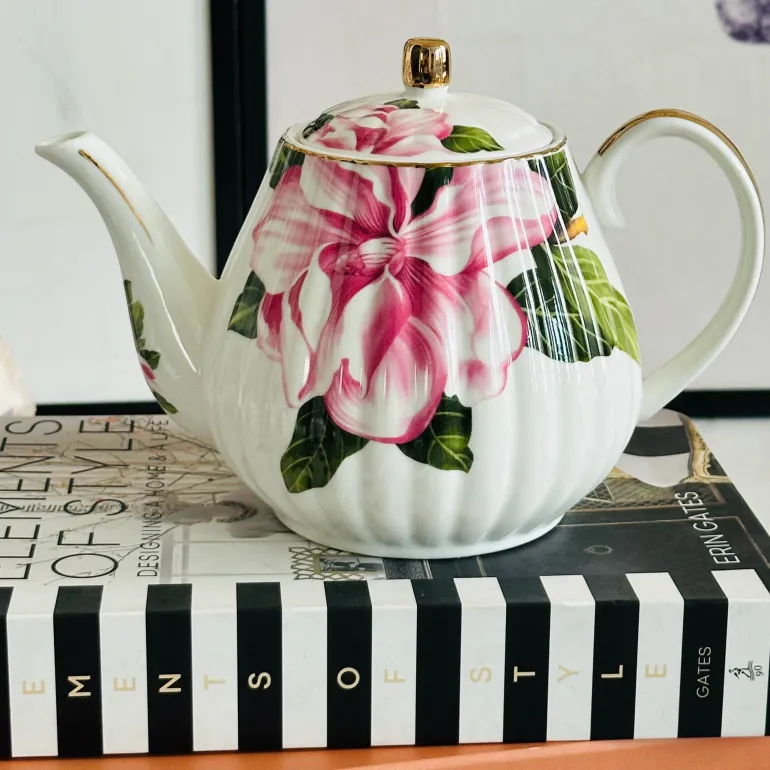 The Magnolia Muse (24 piece tea set)