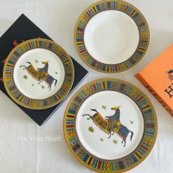 The Nomadic Majesty Collection (18 Piece Plate Set)