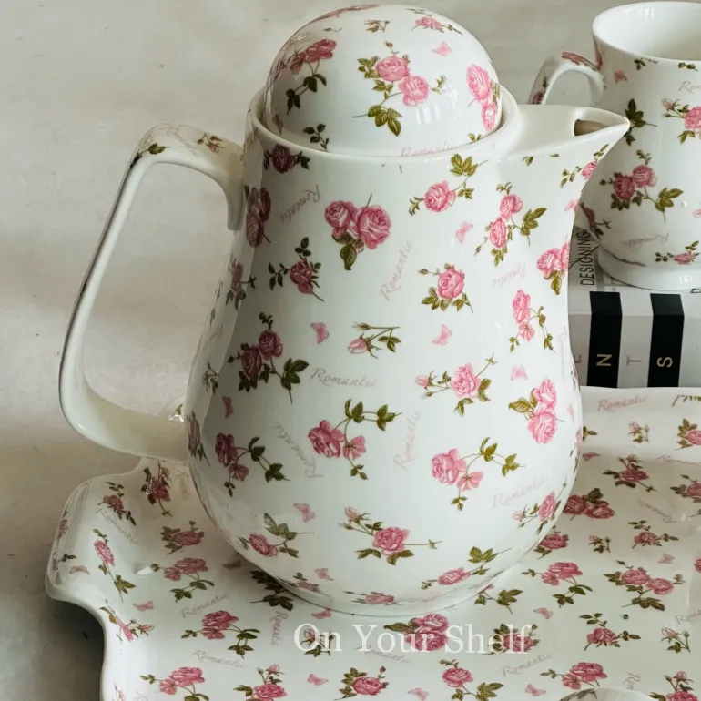 The Pink Love Affair (six mugs, one teapot, one tray)