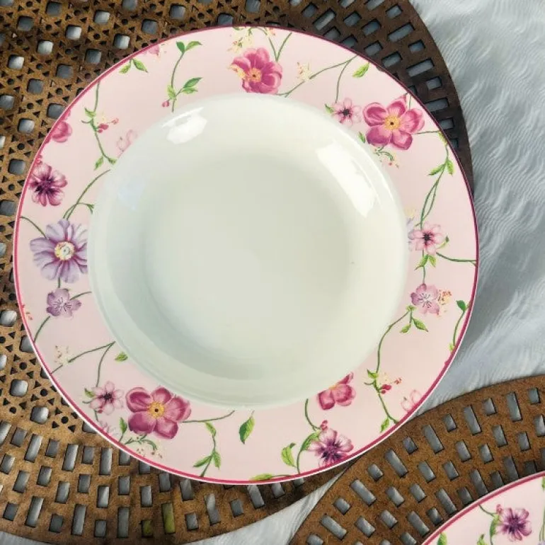 Vintage Blossom (18 piece plate set)