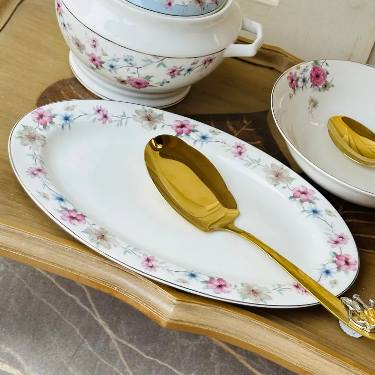 Whispering Gardens: Dreamy Floral Dining Set 61 piece dinner set