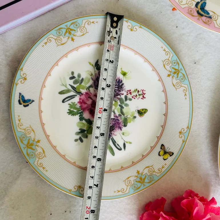 Whispering Meadows Collection (18 piece plate set)