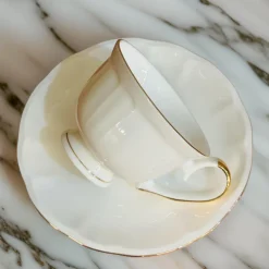 White Satin (set of six cups and saucers)