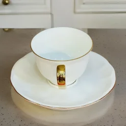 White Satin (set of six cups and saucers)